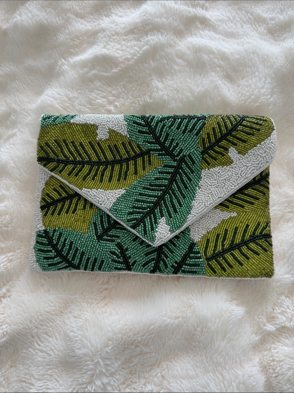 Beaded Leaf-Pattern Envelope Clutch - Green